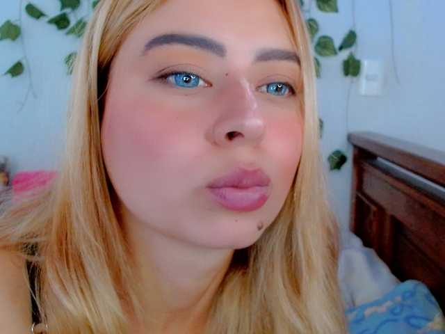 Sabrinaolsons live cam on BongaCams