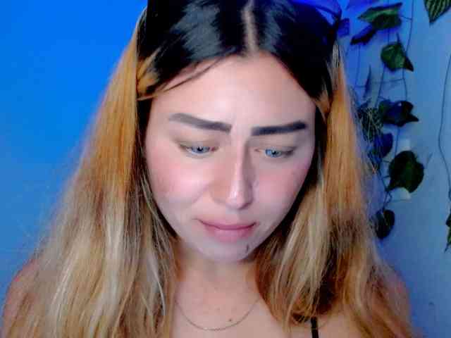 Sabrinaolsons Live Webcam on BongaCams
