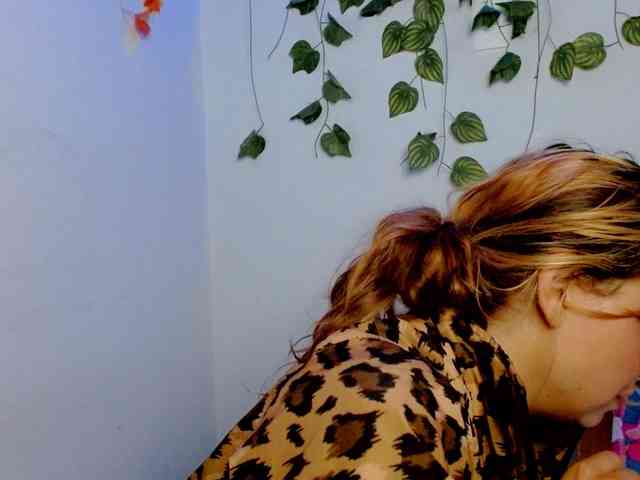 Sabrinaolsons webcam