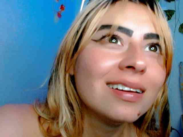 Sabrinaolsons webcam