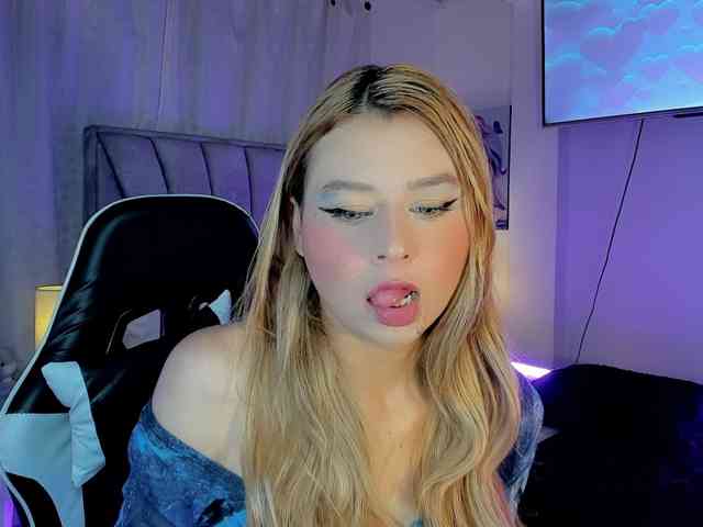 Sabrinaolsons webcam