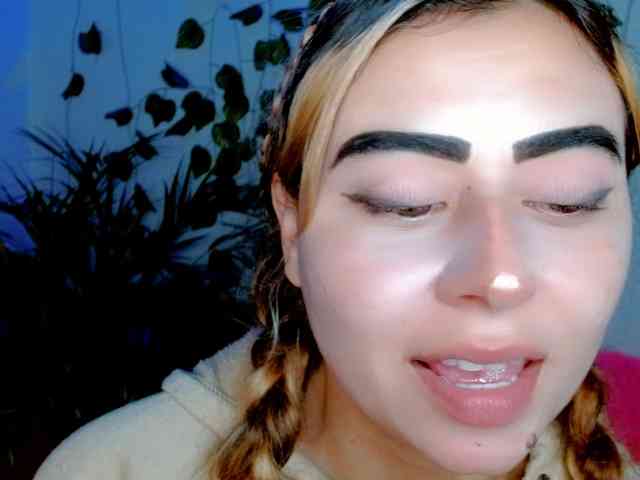 Sabrinaolsons webcam