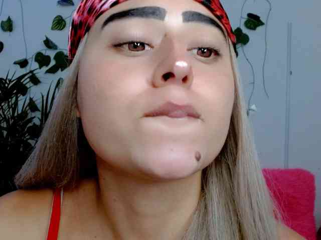 Sabrinaolsons webcam