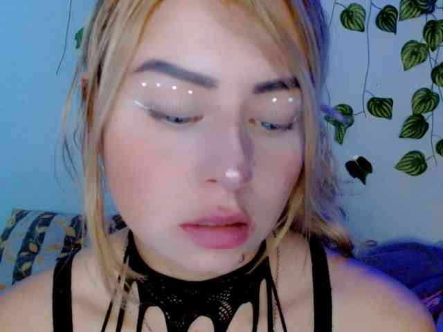 Sabrinaolsons webcam