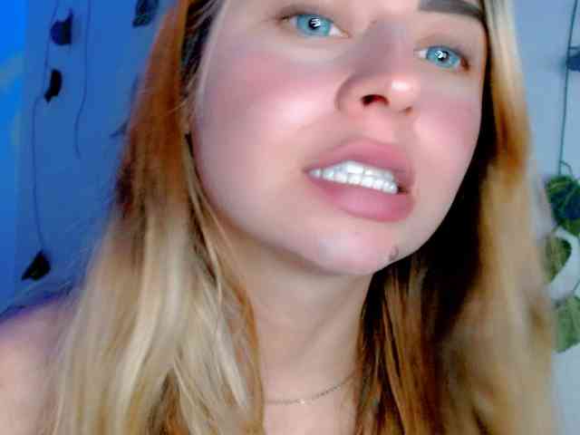 Sabrinaolsons webcam