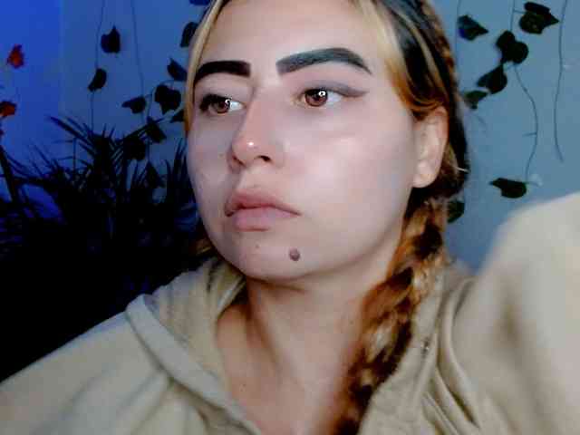 Sabrinaolsons webcam