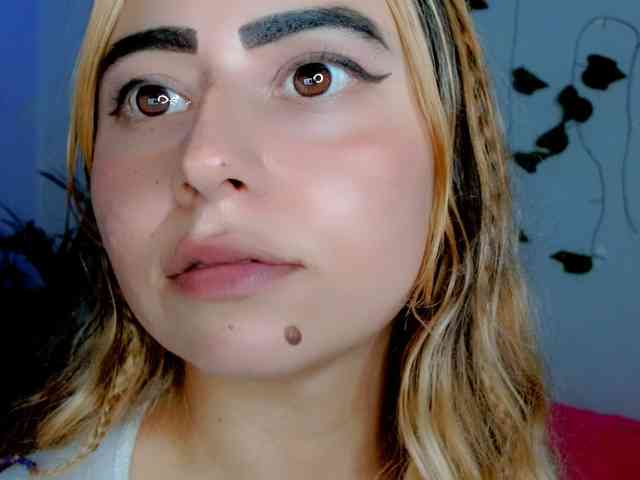 Sabrinaolsons webcam