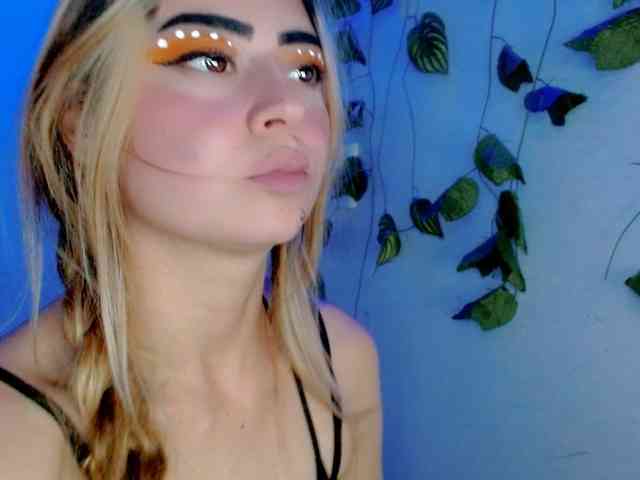 Sabrinaolsons webcam