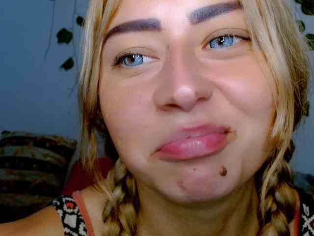 Sabrinaolsons webcam
