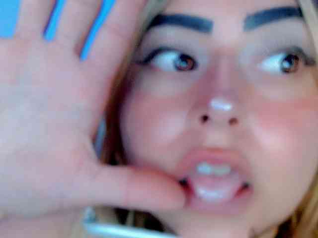 Sabrinaolsons webcam
