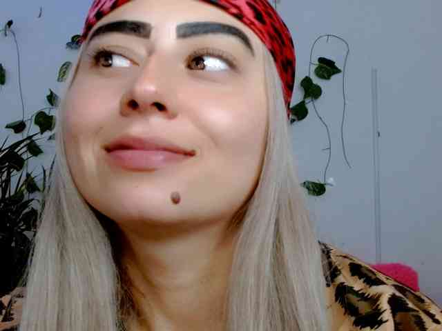 Sabrinaolsons webcam