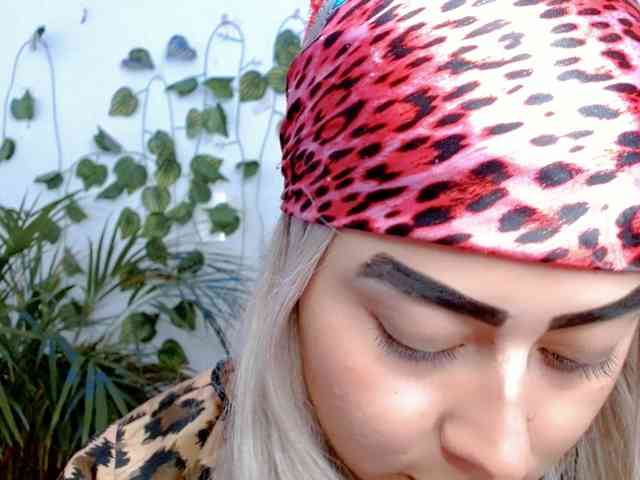 Sabrinaolsons webcam