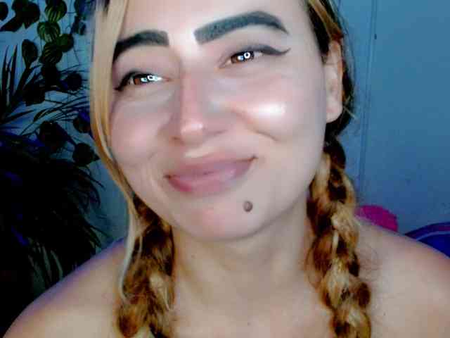 Sabrinaolsons webcam