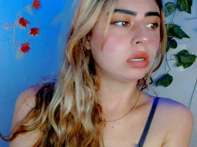 Sabrinaolsons webcam