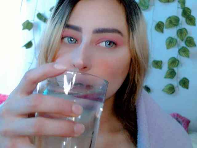 Sabrinaolsons webcam