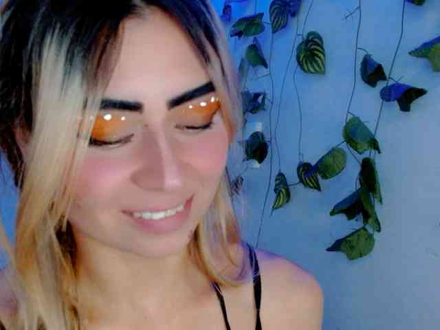 Sabrinaolsons webcam