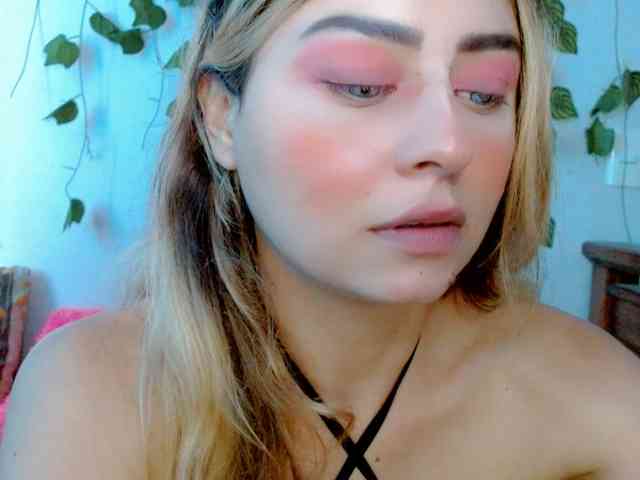 Sabrinaolsons webcam