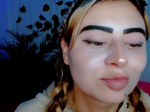 Sabrinaolsons webcam