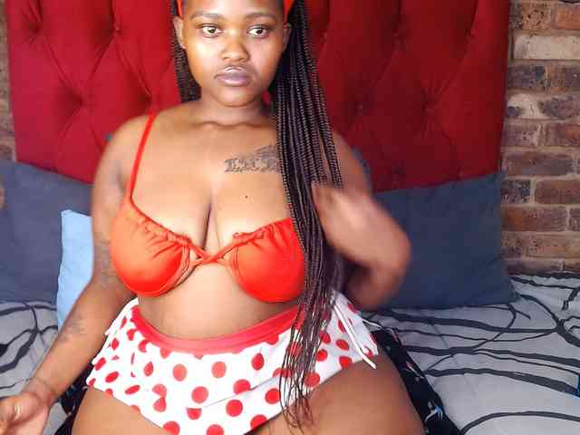 ThickPearlxx22 webcam