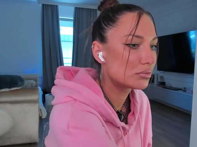 Foxe-Sailey live cam on BongaCams