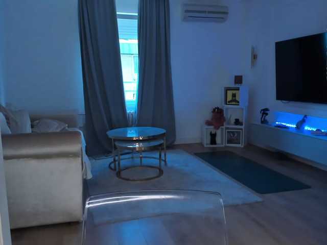 Foxe-Sailey live cam on BongaCams