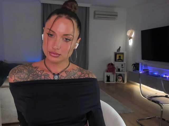 seily live cam preview
