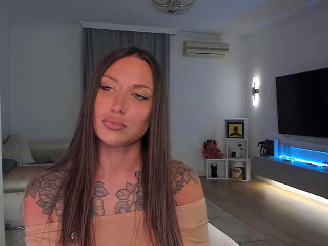 seily live cam preview
