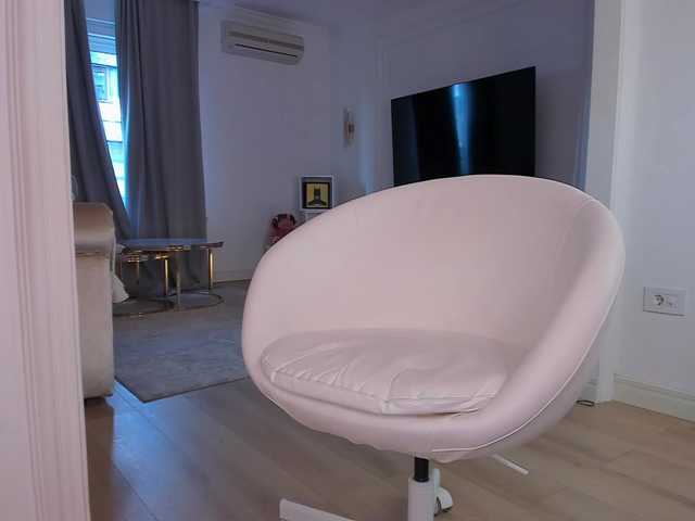 seily live cam preview