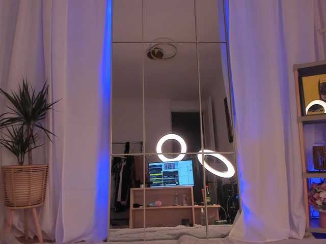  Foxe-Sailey chat room