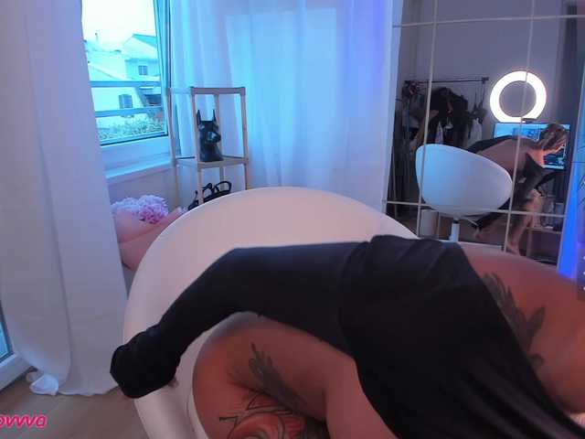 Foxe-Sailey live cam on BongaCams