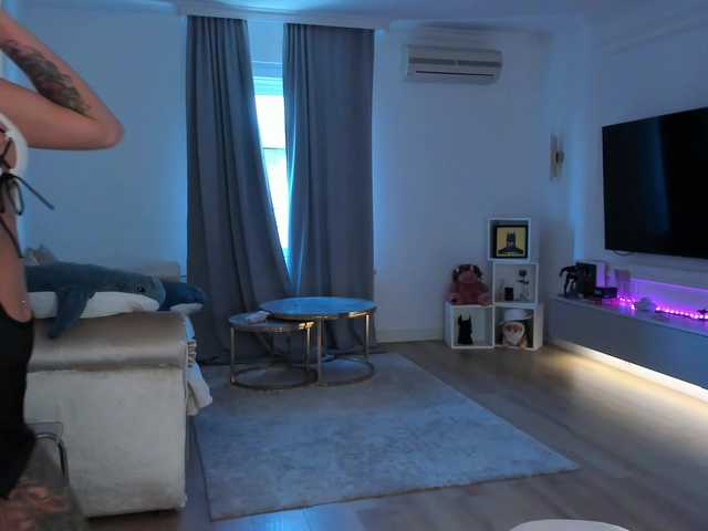 Foxe-Sailey live cam on BongaCams