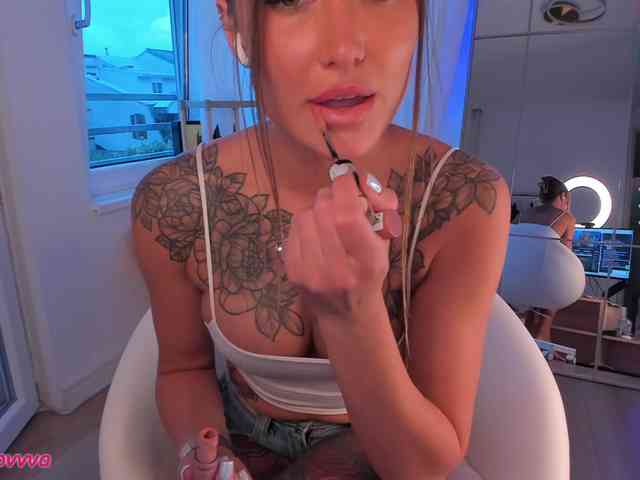 Foxe-Sailey Live Webcam on BongaCams
