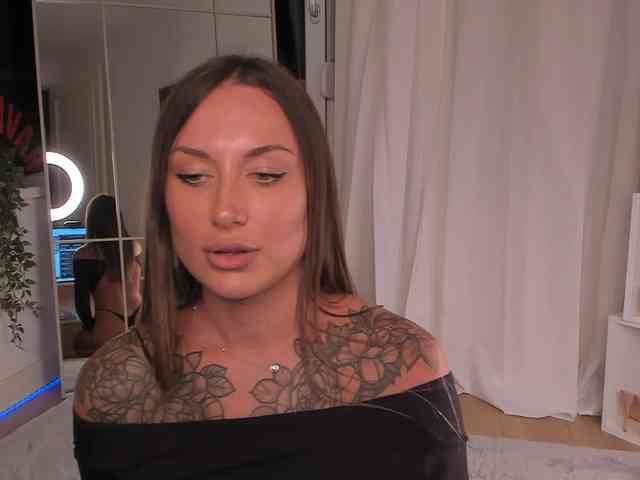 Foxe-Sailey Sex Cam Show