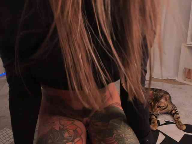 Foxe-Sailey Sex Cam Show
