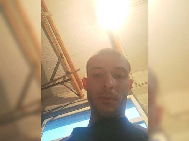 Gavi26rus — live male cam