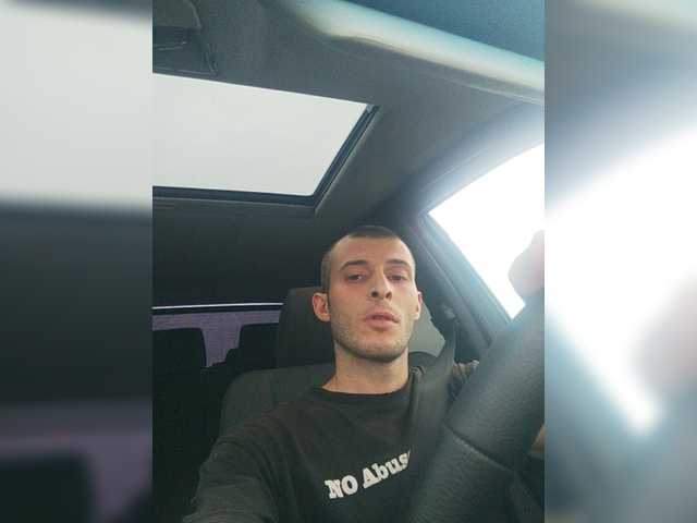 Gavi26rus — live male cam