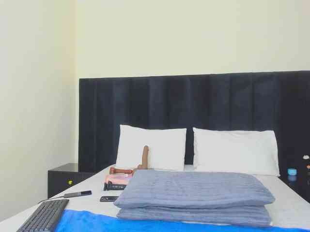 Pretty-Queen webcam