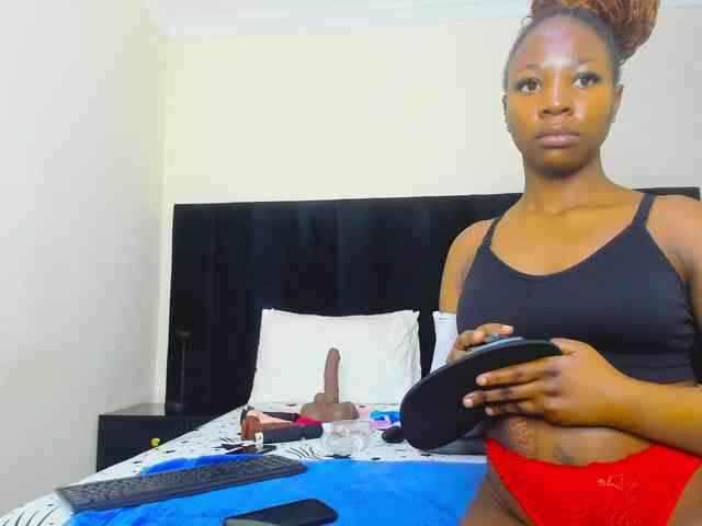 Pretty-Queen webcam