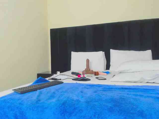 Pretty-Queen webcam