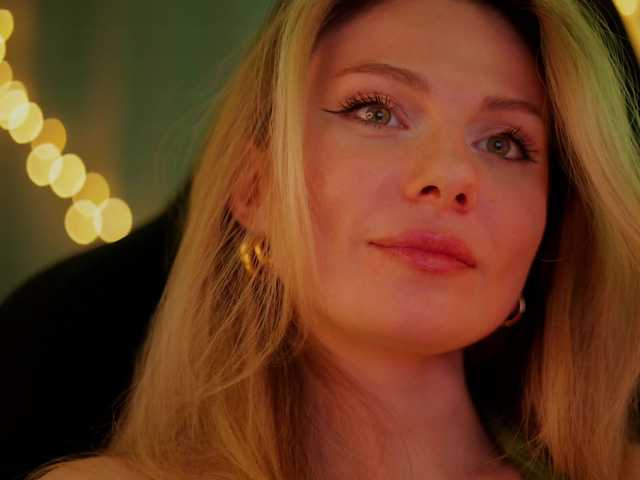 DianaMurr's BongaCams show and profile