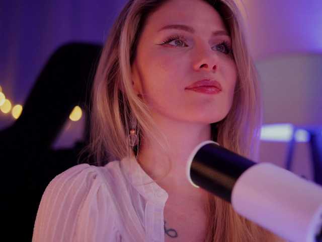 DianaMurr's BongaCams show and profile