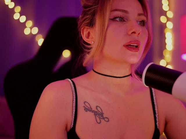 DianaMurr's BongaCams show and profile