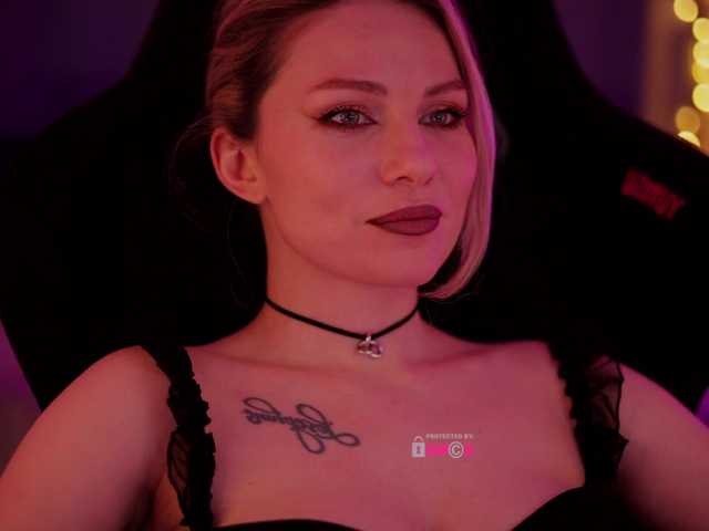 DianaMurr's BongaCams show and profile