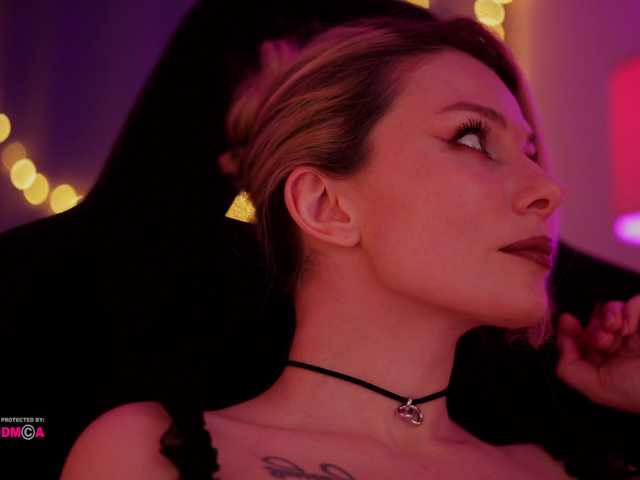 DianaMurr's BongaCams show and profile