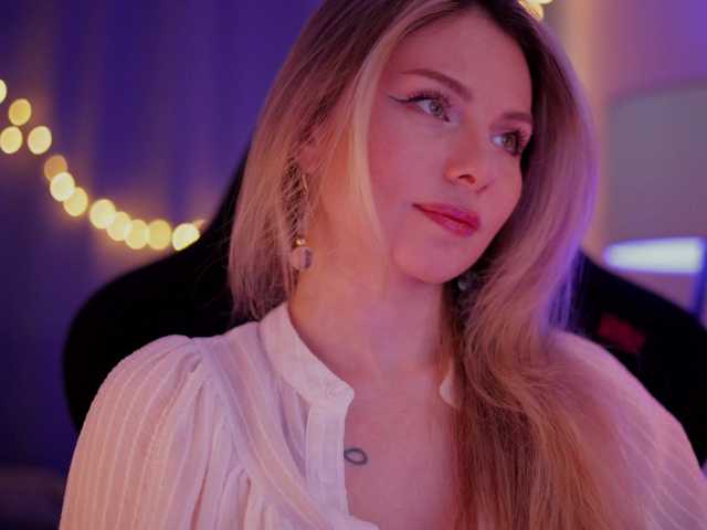 DianaMurr's BongaCams show and profile