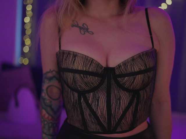 D_i_aM