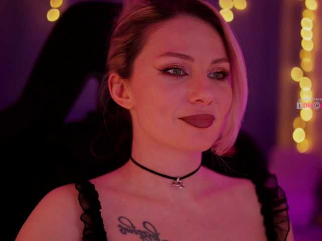 DianaMurr's BongaCams show and profile