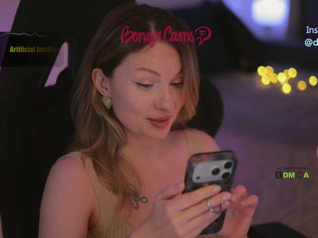 D_i_aM live cam preview