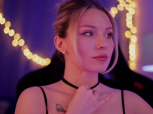 DianaMurr's BongaCams show and profile