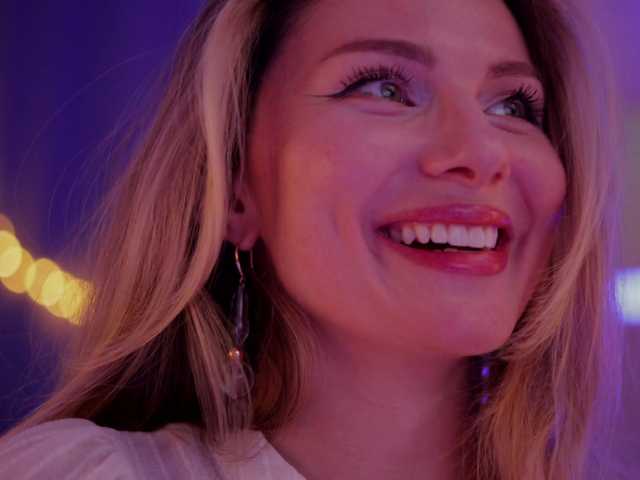 DianaMurr's BongaCams show and profile